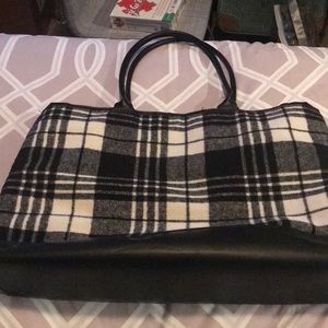 Large plaid travel bag
